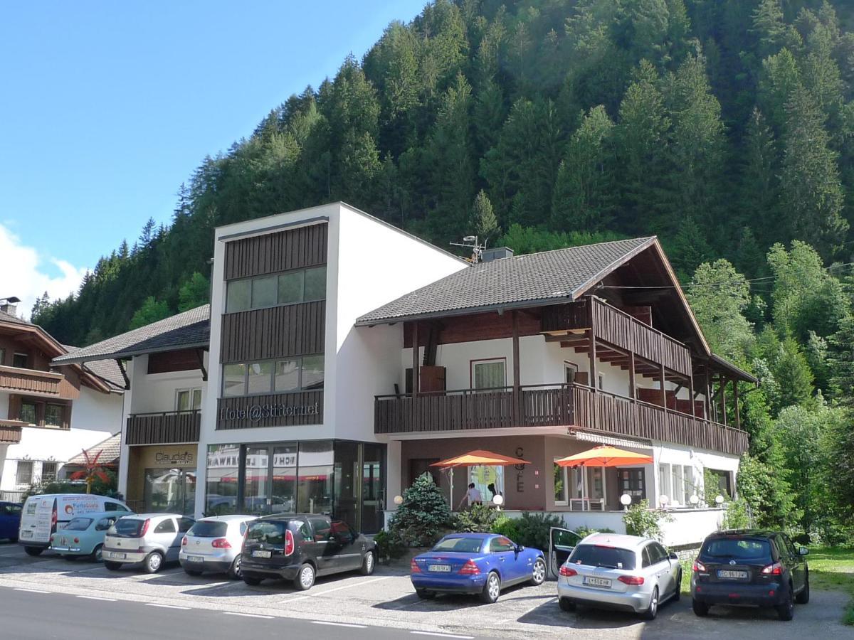 Hotel Stifter Лутаґо Екстер'єр фото